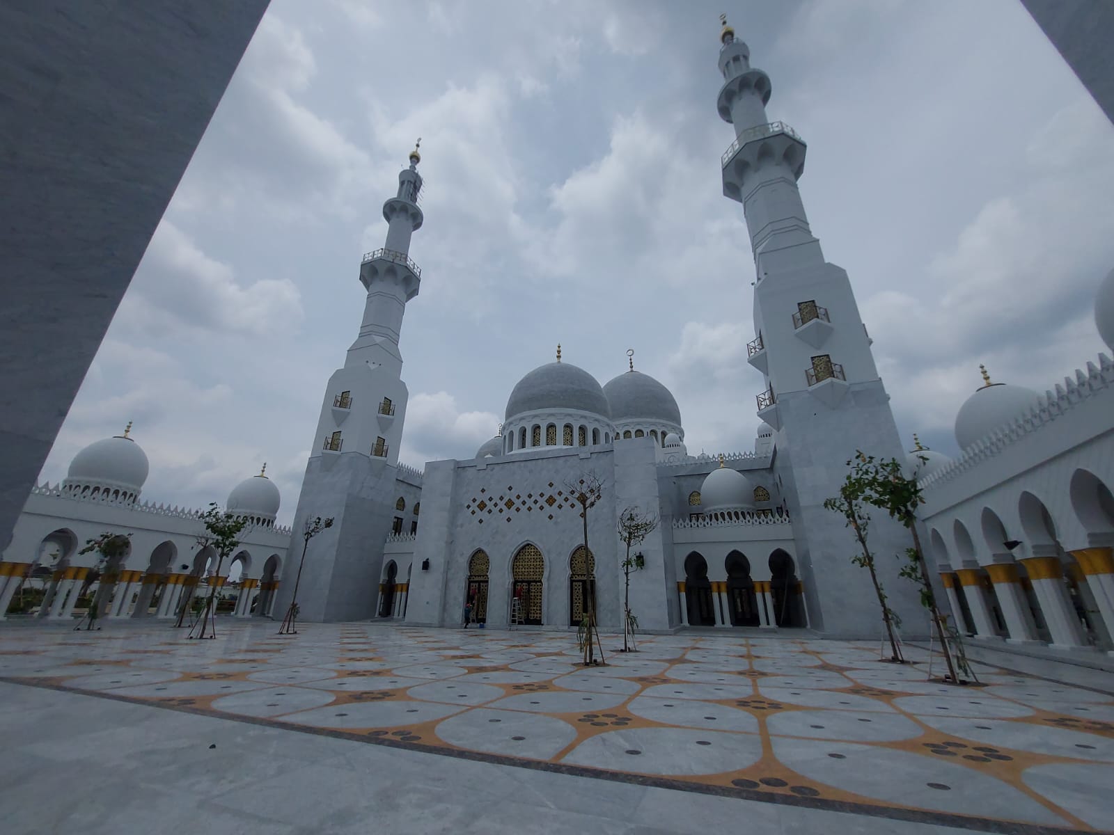 Perhatian Masjid Sheikh Zayed Solo Akan Dibuka Pertengahan Januari