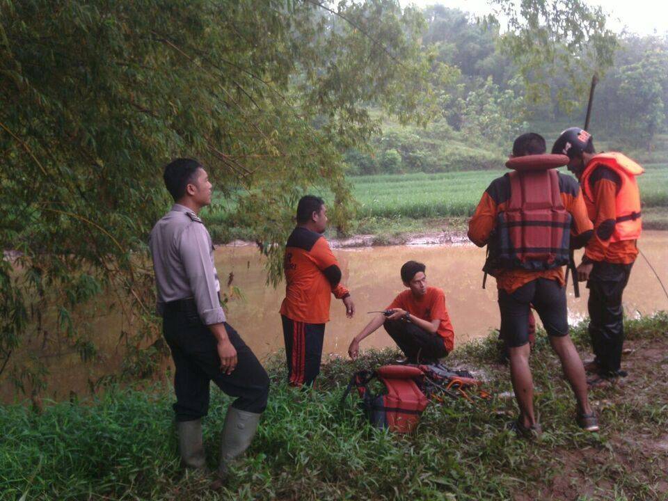 Tenggelam di Sungai Pakis