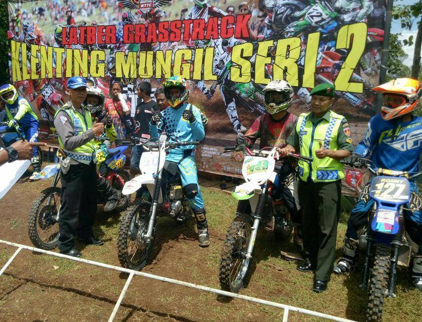 Grasstrack