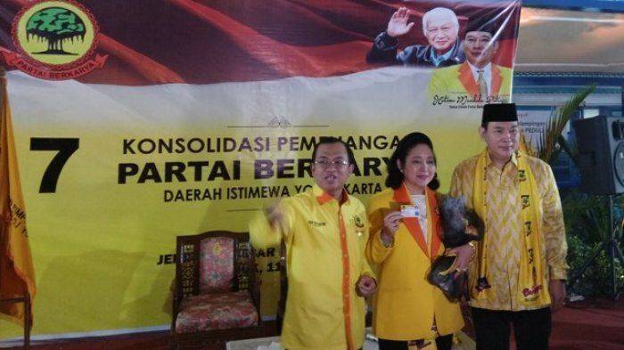 titiek-keluar-dari-golkar_20180611_165739