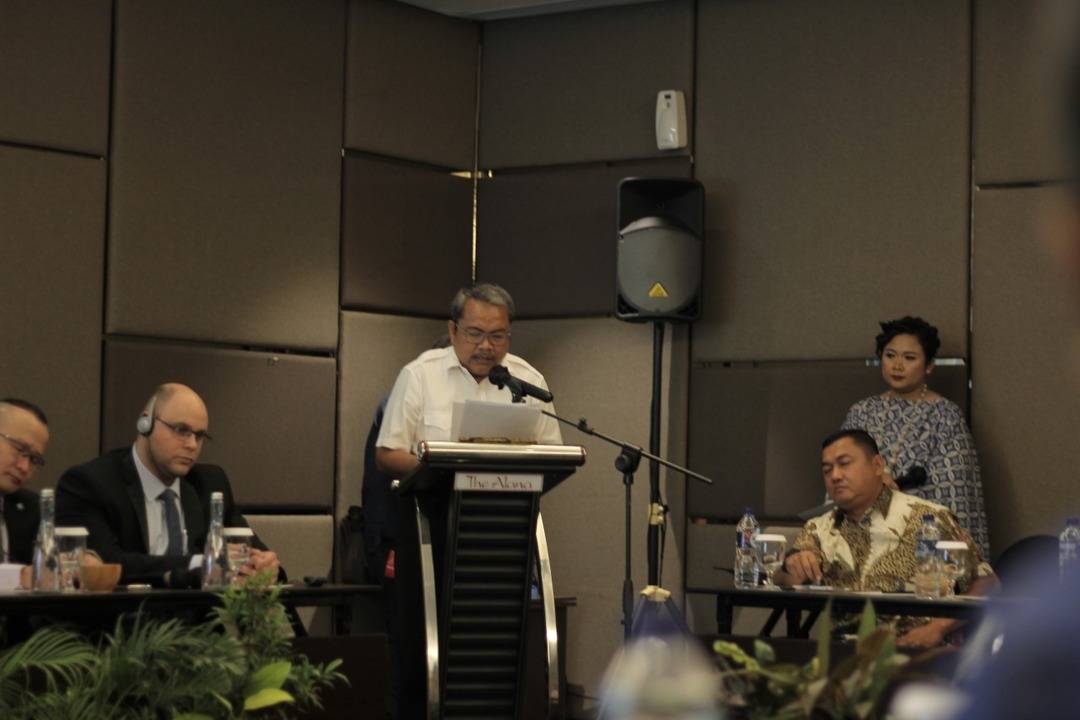 270818bandara adisoemarmo