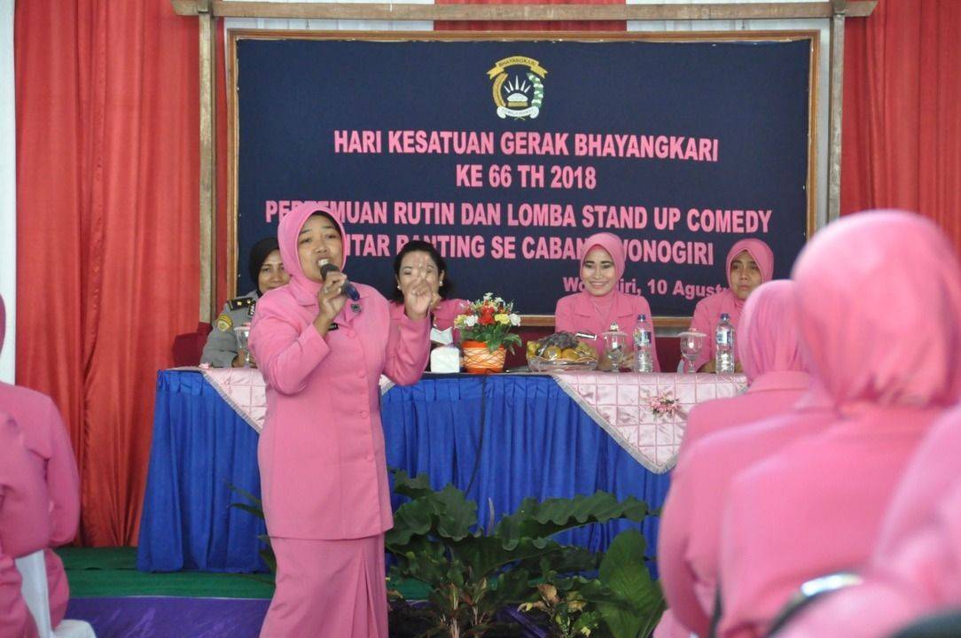 Stand up comedy