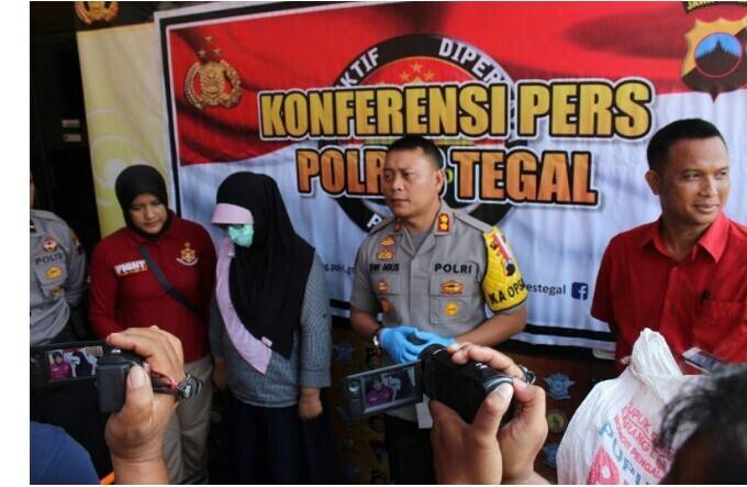 091218penimbun pupyk