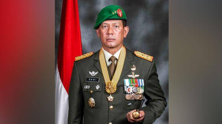 letnan -jenderal-doni-monardo wikipedia