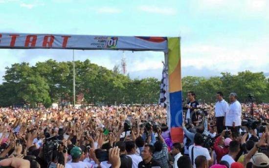 0111 - jokowi-b jokowi