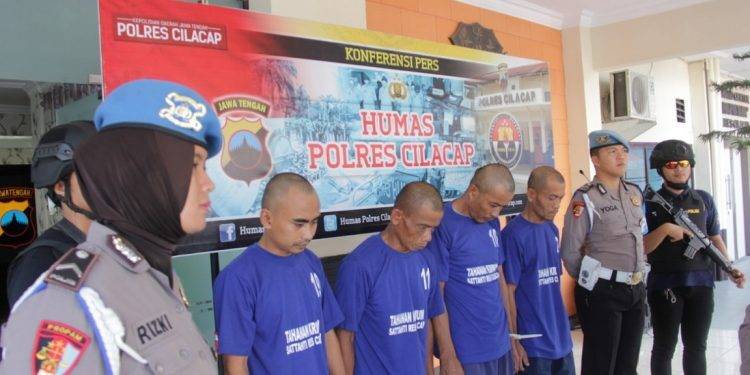 1576846553-picsay-750x375