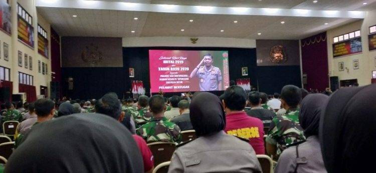 IMG20191218133131-1024x472-750x346