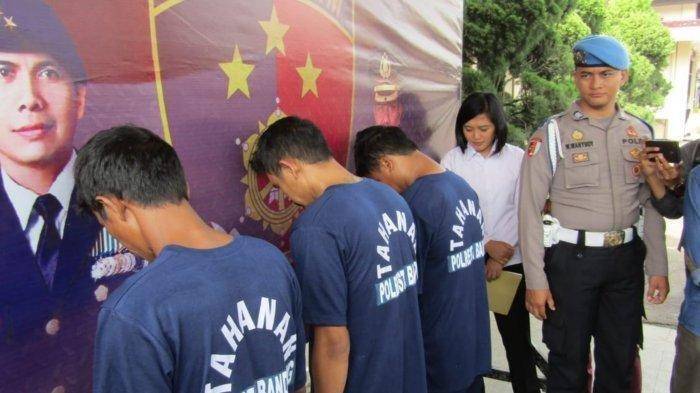 polisi-tangkap-tiga-pelaku-dalam-kasus-pembunuhan-sadis-1111111
