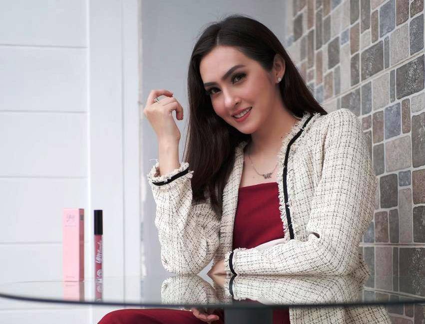 Artis Astriyani Melwani