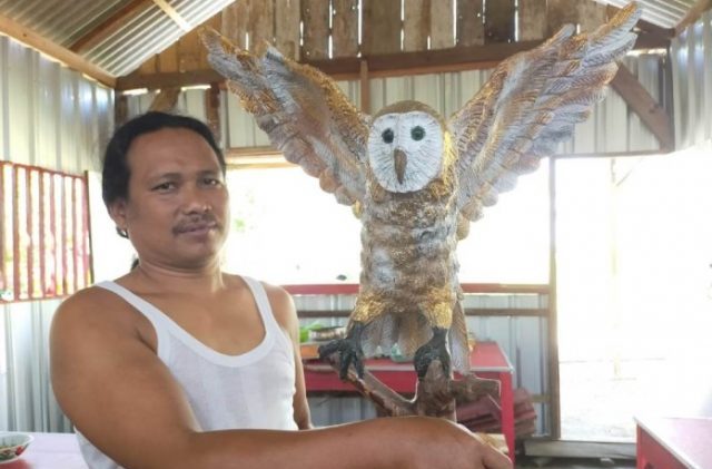 Inilah Kisah Seniman Demak Ciptakan Patung Burung  Hantu  