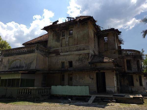 2509 - gedung kuning1 - a