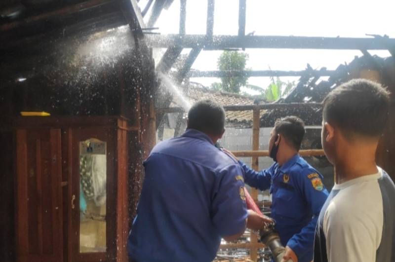 kebakaran dapur grobogan