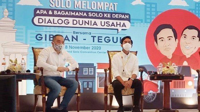 gibran-bersama-vp-pt-sritex-iwan-kurniawan