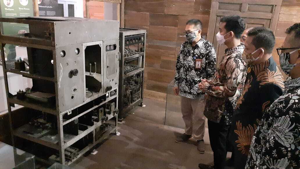 gibran radio kambing