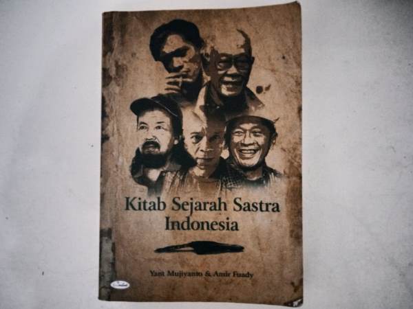 Ini 7 Periodesasi Karya Sastra Indonesia Yang Perlu Diketahui ...