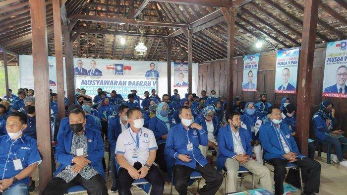 arif-setiadi-pimpin-dpd-pan-gunungkidul2020-2025