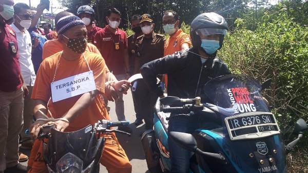 2904 - rekonstruksi-q