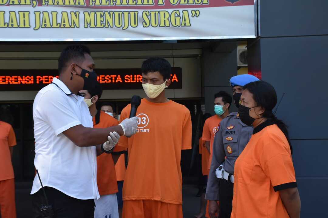 pasutri jualan narkoba