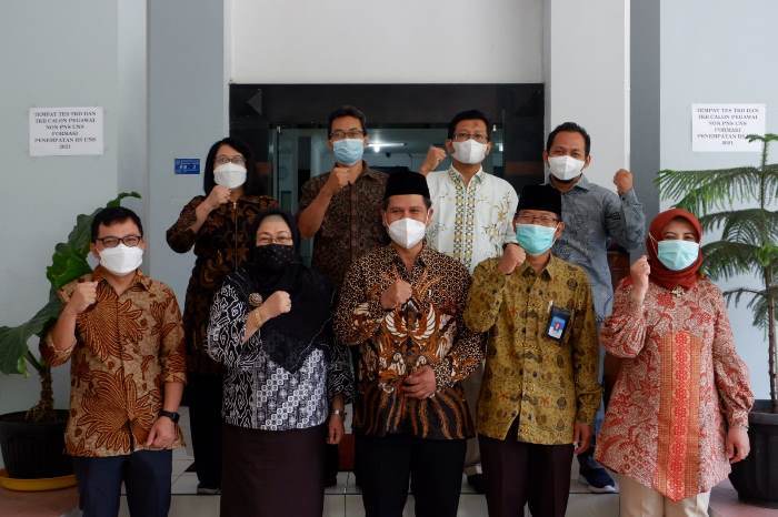 1210 - kunjungan uns