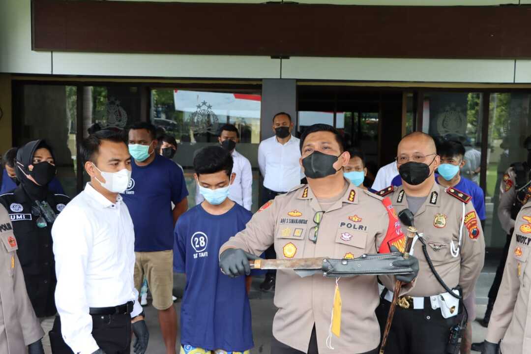 pengeroyokan sriwedari