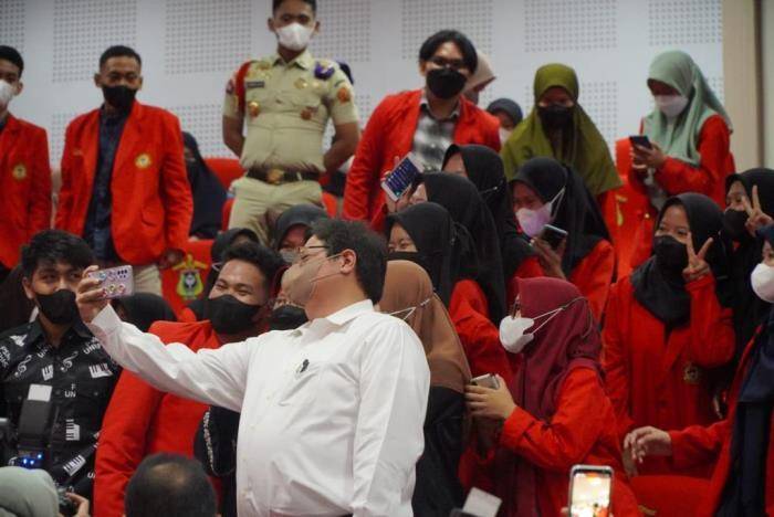 1203 - airlangga lagi