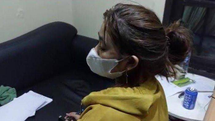 2702 - arisan bodong