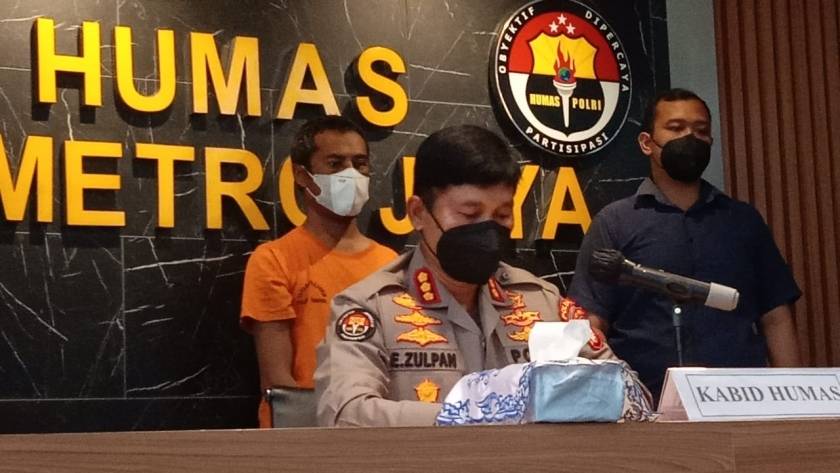 kabid_humas_polda_metro_jaya_kombes_pol_endra_zulpan_840x576