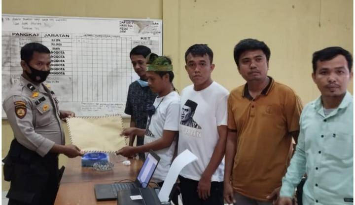 A4_Spanduk-Ujaran-Kebencian-Eks-Bupati-Beredar-Konco-Parman-Lapor-Polisi