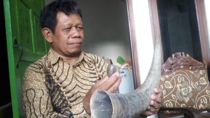 0906 - kerajinan tanduk