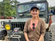 Wahyu Putri (32 tahun), sopir jeep wisata di lereng Gunung Lawu, tepatnnya di kawasan wisata Kemuning. Foto: JSNews/Asa