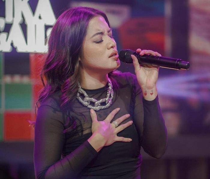 1307 - Cantika Abigail