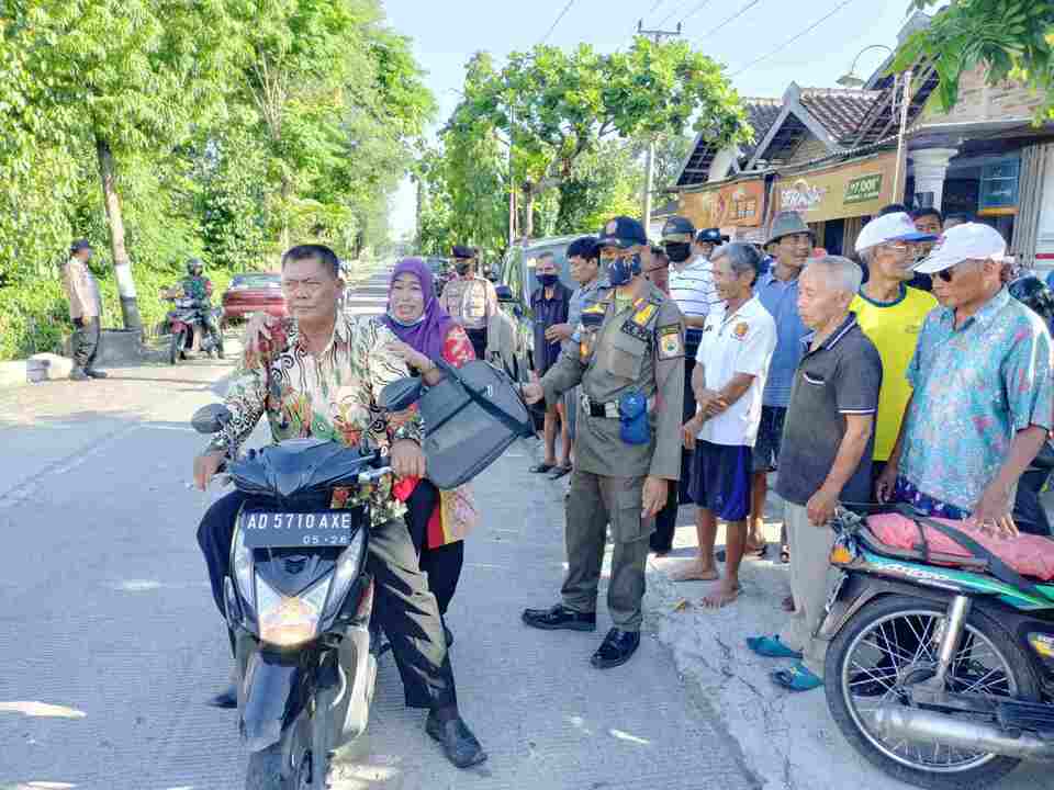 IMG_COM_20220707_2110_52_3042