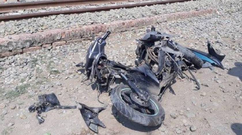 motor_tertabrak_kereta_1_840x576