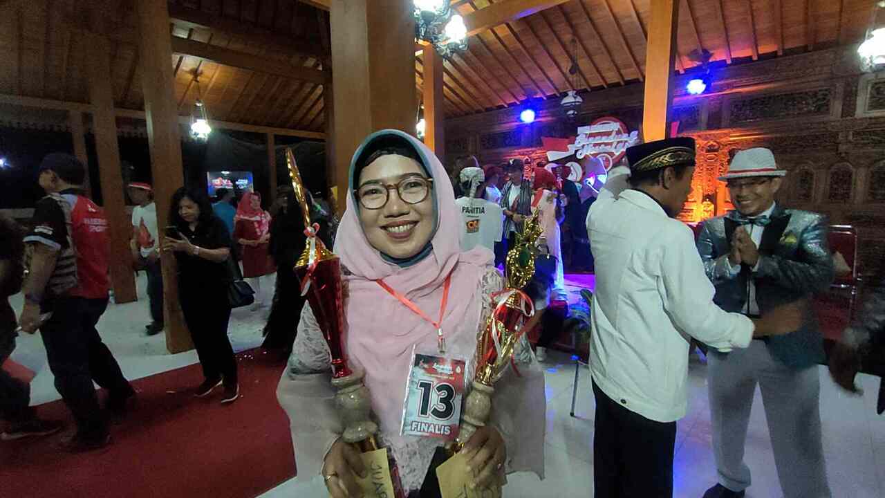 IMG_COM_20220816_1350_23_2956