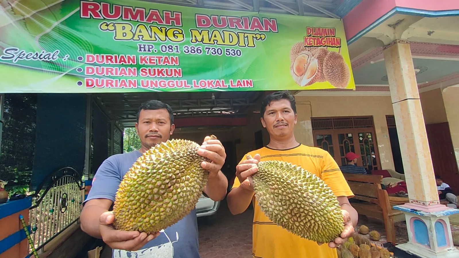 Panen durian di Desa Gempolan, Kecamatan Kerjo, Kabupaten Karanganyar | Huriyanto/Joglosemarnews.com