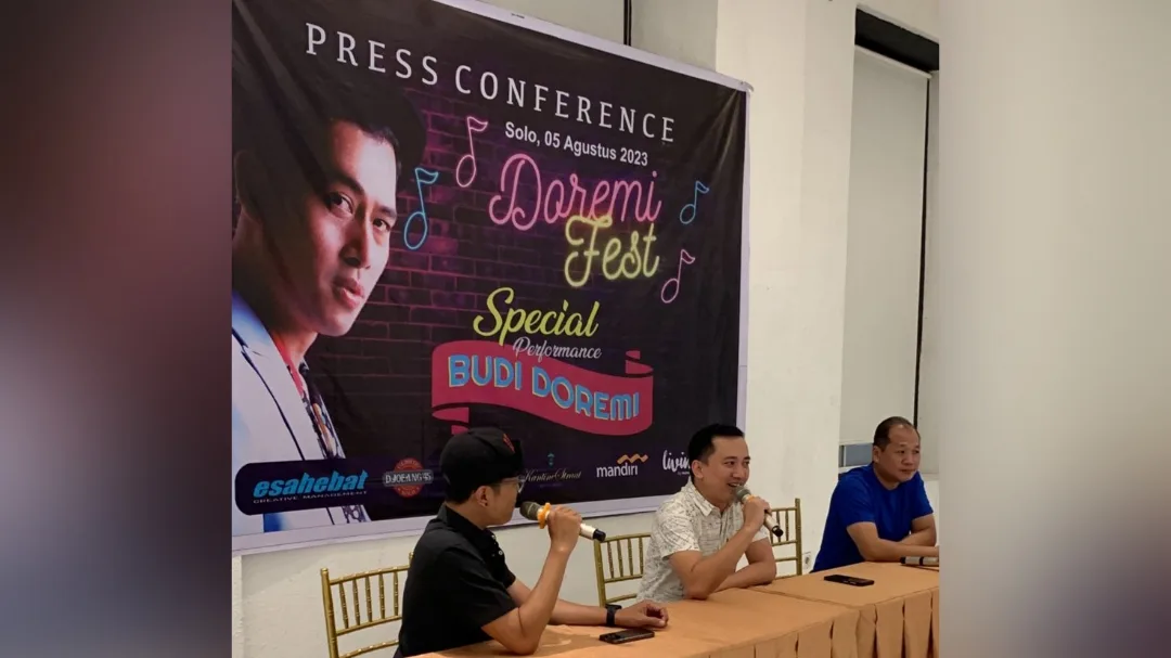 photocollage_20234621357211