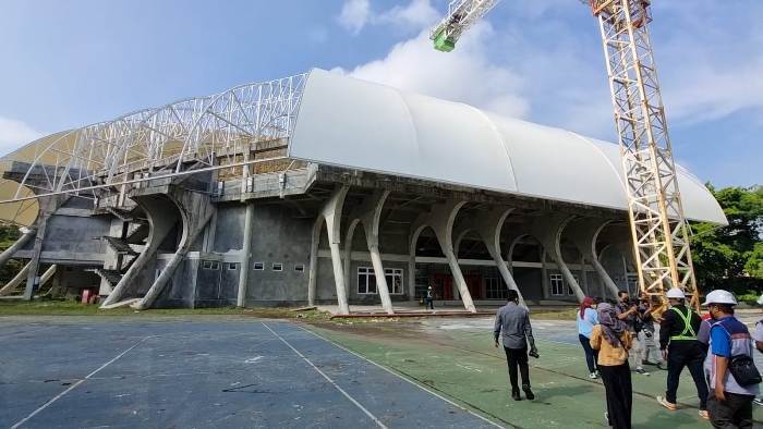 2706 - Indoor manahan GOR Indoor Manahan