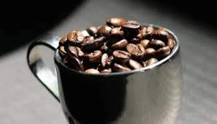 2906 - cafein ilustrasi kafein