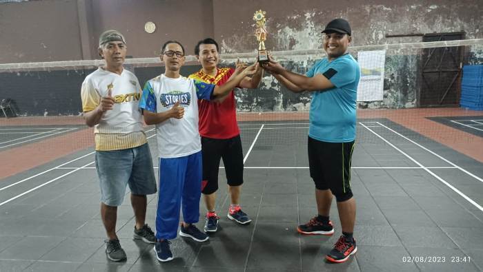 0408 - Badminton -juara 1