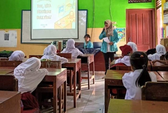 0209 - Titipan Tria - KKN UNS -