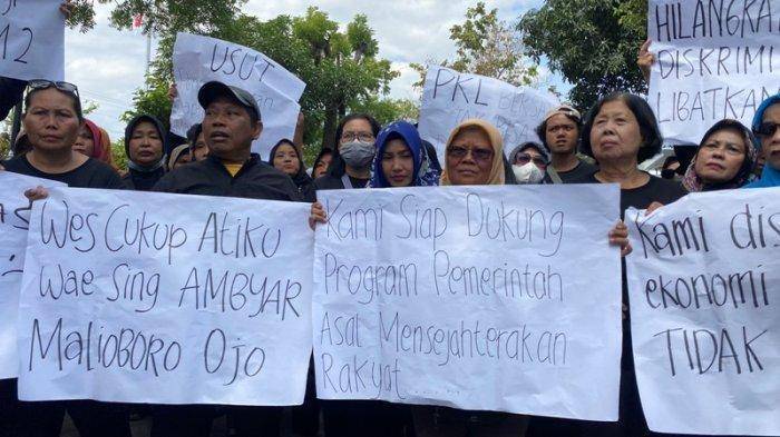 0909 - demo pedagang