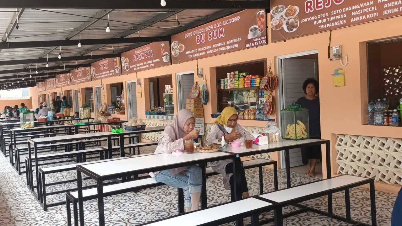 shelter PKL depan RSUD Pandan Arang Boyolali