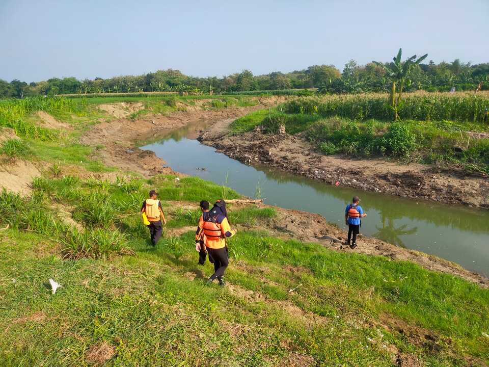 Tim SAR lakukan pencarian korban