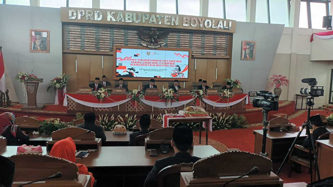 rapat paripurna istimewa dprd boyolali