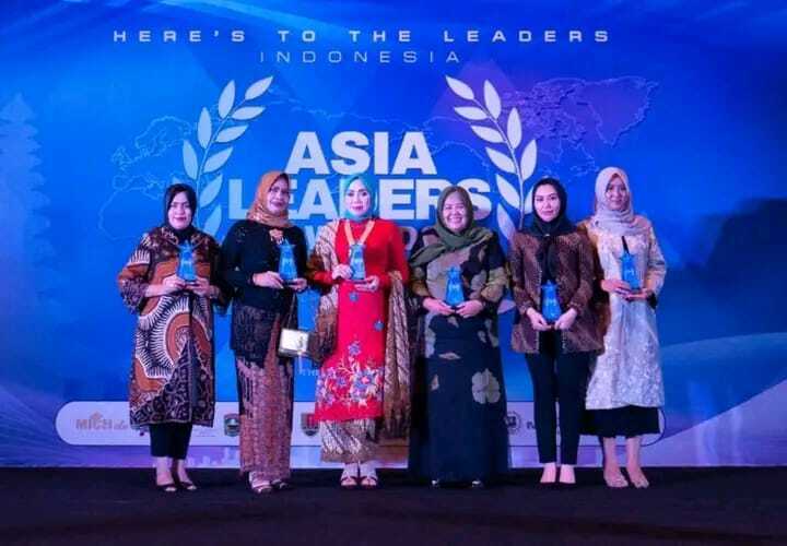 1801--ratu ani leader