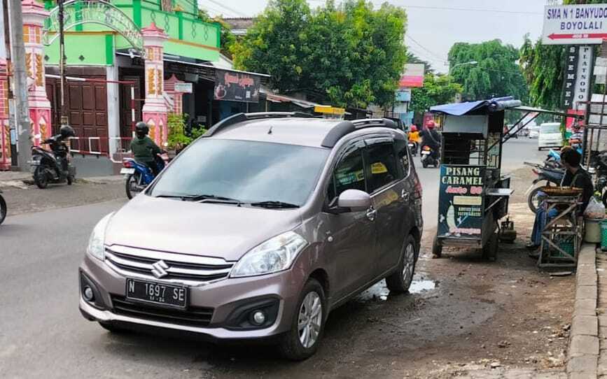 mobil ertiga