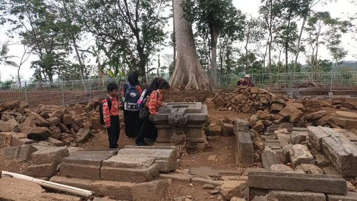 Situs Candi Watugenuk