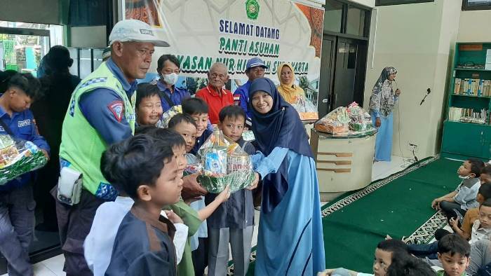 2703 - bantuan supeltas