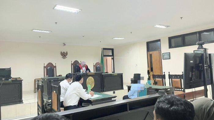 1805 - sampah lagi 1805 sampah lagi