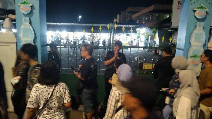 1507 - teras malioboro 2